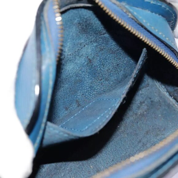 LOUIS VUITTON Epi Dauphine PM Pouch Blue M48445 LV Auth 89185 - Picture 11 of 16